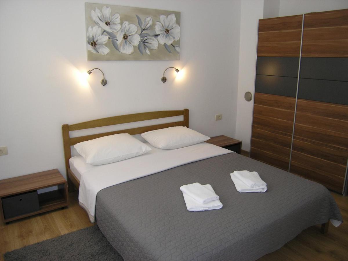 Apartments Mari With Terrace Baška Екстериор снимка